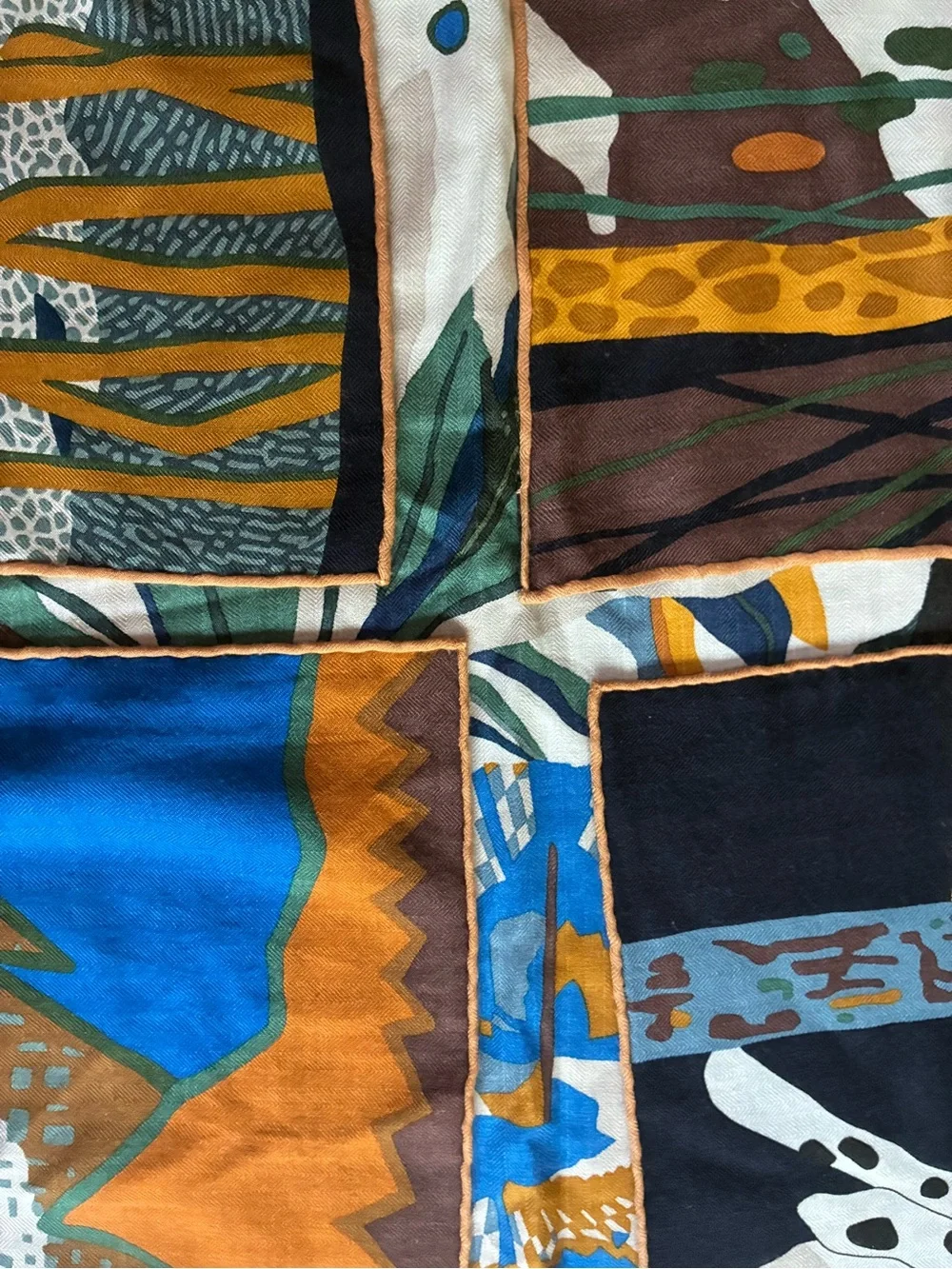Hermes En Liberté! 140cm Cashmere/Silk Stole Pristine